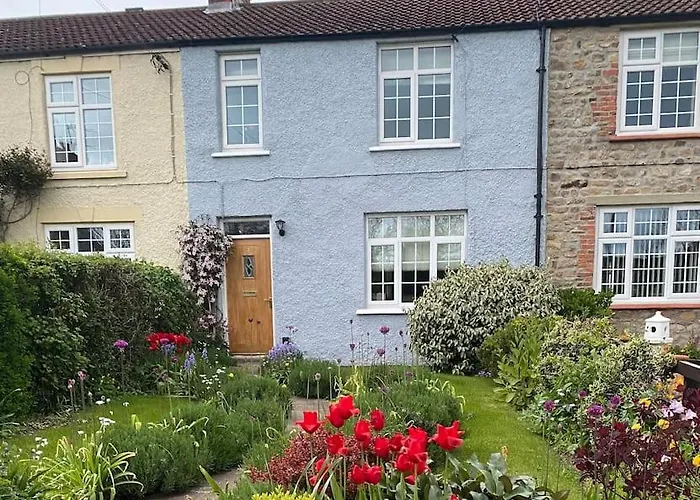 Beautiful Stone Cottage In Peaceful Village